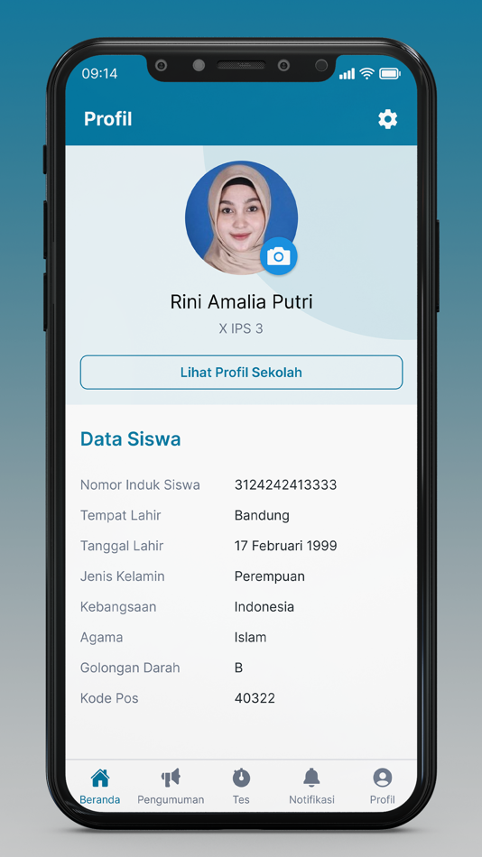#4. Ekrutes for Education (iOS) Podle: PT. Cita Tekad Gemilang