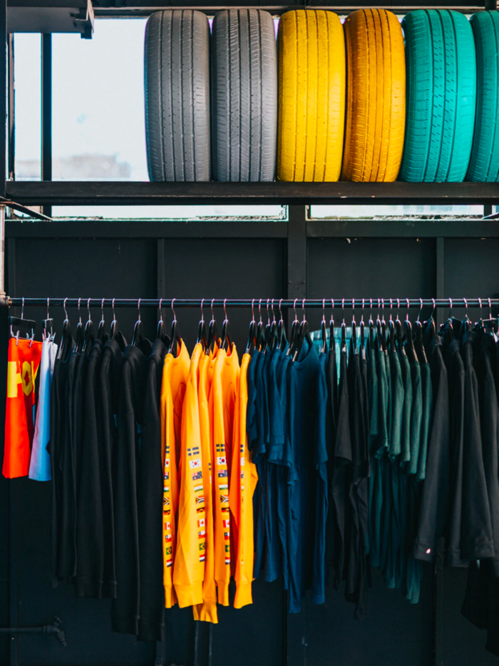 Resell - Sneakers and Streetwear