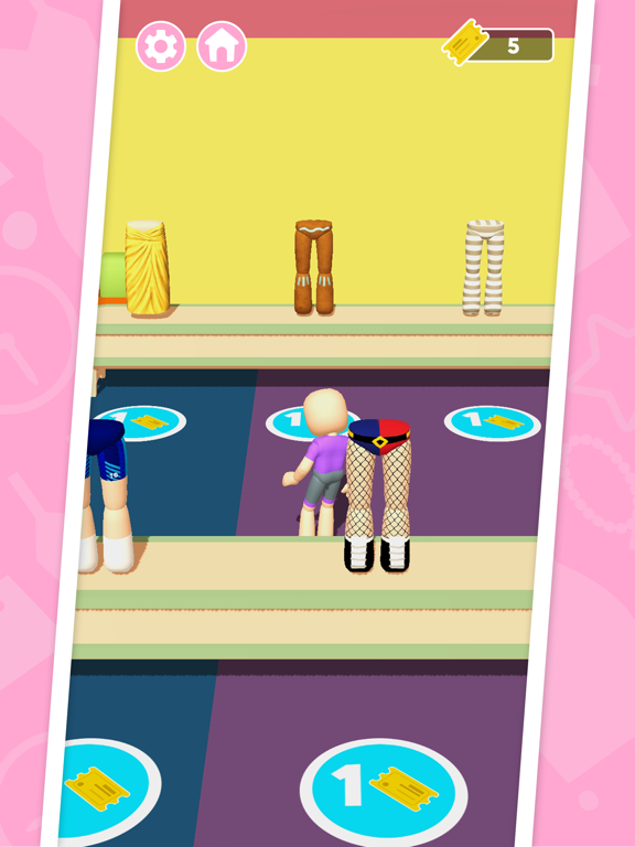 Famous Fashion - Dress Up Game iPad screenshot 4 - Games app