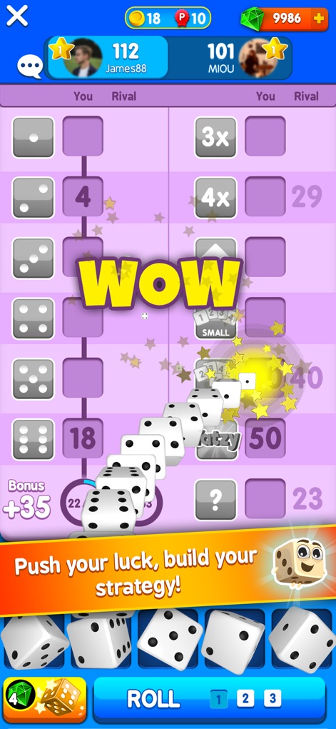 Yatzy Arena® Lucky Dice World - Observa-se um momento emocionante com a animação 'WOW' destacando uma jogada especial, complementada pela visualização dinâmica dos dados caindo no tabuleiro.