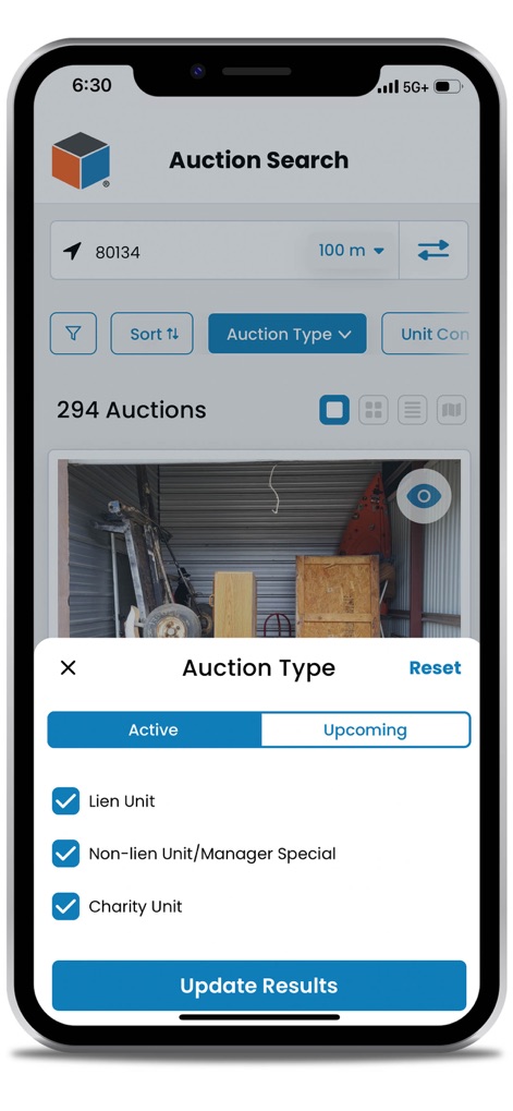 StorageTreasures Auction App - La vue "Auction Search" permet aux utilisateurs de filtrer efficacement les "294 Auctions" disponibles par "Auction Type", choisissant entre des enchères "Active" ou "Upcoming" pour cibler leurs recherches.