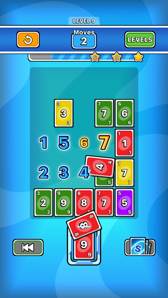 #4. Stackerino: Card Game (iOS) Podle: Ristretto Studios