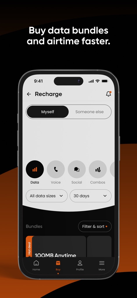 Cell C - Cette interface de recharge permet d'acheter rapidement des données ou du crédit, offrant la flexibilité de recharger "Moi-même" ou "Quelqu'un d'autre", tout en naviguant facilement à travers les catégories de "Données", "Voix", "Social" et "Combos".