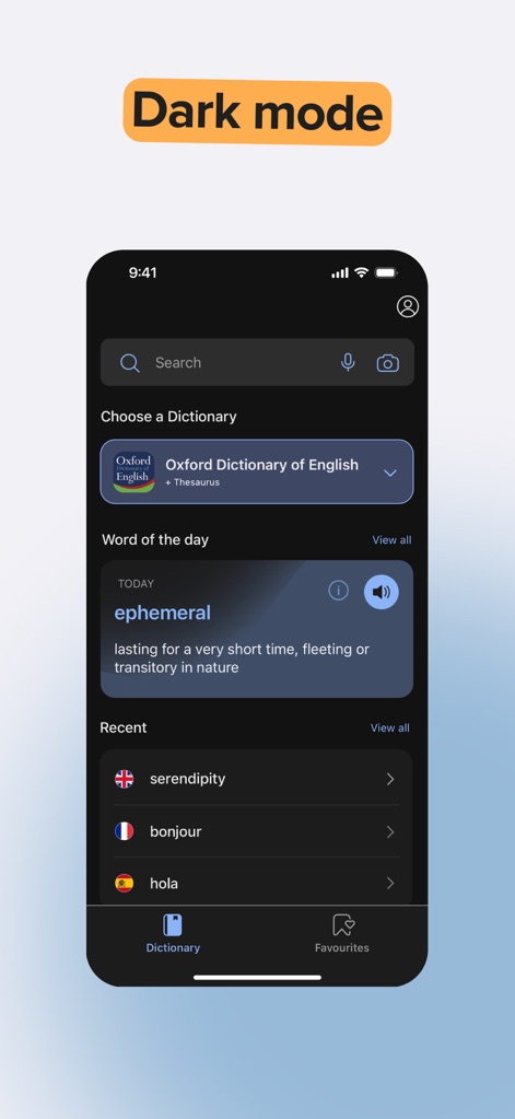 Oxford Dictionary & Thesaurus - A ativação do "Modo Escuro" oferece uma interface com fundo escuro, que exibe a "Palavra do Dia" como "ephemeral" e as pesquisas recentes, melhorando a ergonomia visual para os usuários.