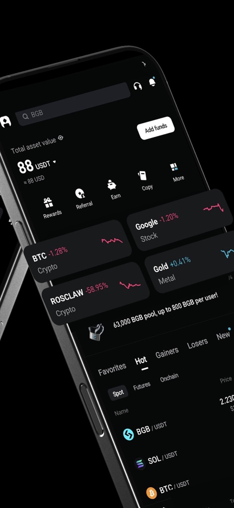 Bitget- Trade bitcoin & crypto - The app's dashboard presents a "Total asset value" summary and facilitates quick transitions between "Spot" and "Futures" trading.