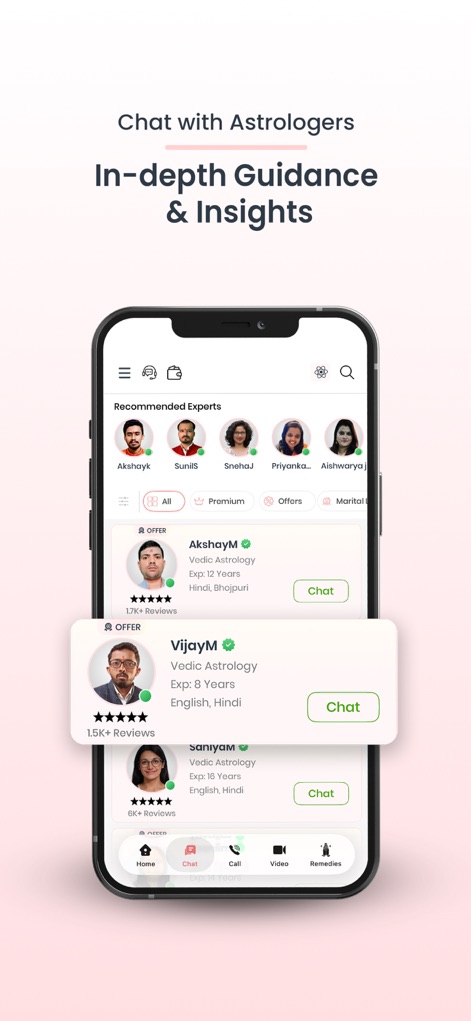 Anytime Astro Live Chat & Talk - Explore the intuitive interface displaying recommended experts with their years of experience and customer reviews, alongside the easy-to-use "Chat" button.