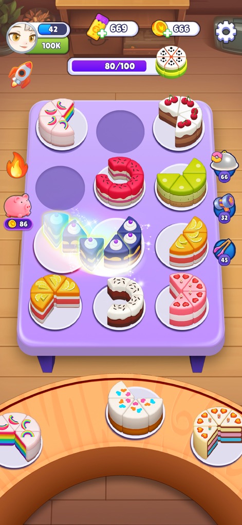 Cake Sort - Color Puzzle Game - El juego fomenta la combinación de rebanadas de pastel azul con estrellas, donde cada fusión exitosa se acompaña de partículas brillantes animadas, ofreciendo una experiencia visualmente gratificante y relajante.