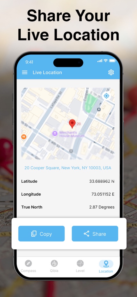 Compass App - Qibla finder - O aplicativo permite o compartilhamento fácil de localização em tempo real, exibindo um mapa com um marcador de pino de localização e botões claros para copiar ou compartilhar.
