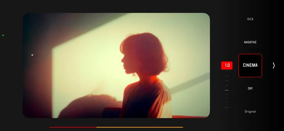 Captura de pantalla de RECO - 4K VIDEO & FILM FILTER en iPhone 4