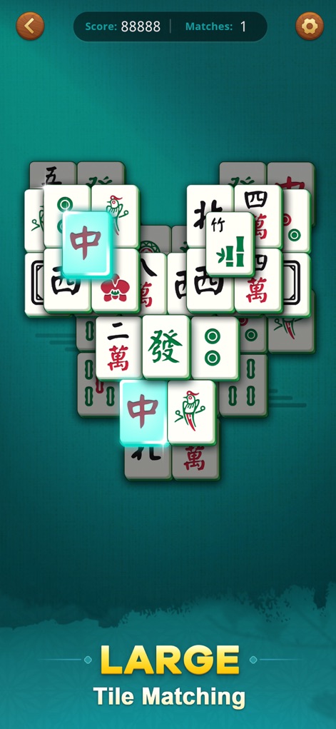 Mahjong Match：Classic Tiles！ - The app features oversized mahjong tiles and a distinct heart-shaped layout, ensuring comfortable gameplay and easy identification of matches.