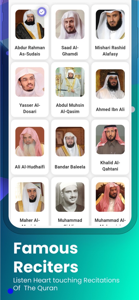 AL Quran MP3 Audio Offline - Esta sección permite a los usuarios seleccionar entre 'múltiples recitadores famosos', con sus 'nombres claramente identificados' para personalizar su experiencia auditiva del Corán.