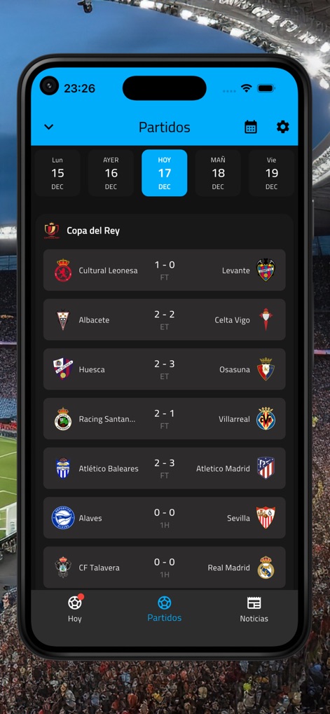 Futbol Argentina - EN VIVO - The app presents a clear view of upcoming matches by date and competition, alongside real-time scores for completed games.