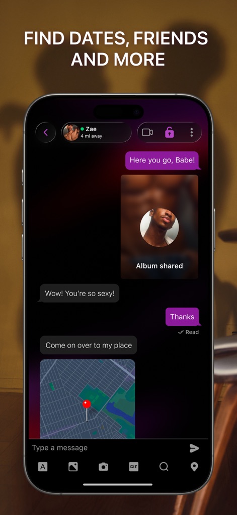 Jack’d - Gay chat & dating - The interactive chat interface facilitates dynamic conversations, enabling users to share private albums and pin their location for secure, engaging interactions.