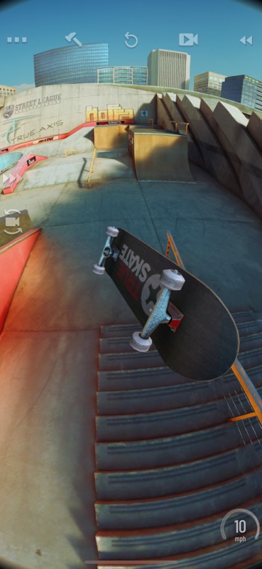 True Skate screenshot 2