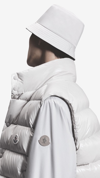 Moncler Official Store Screenshot