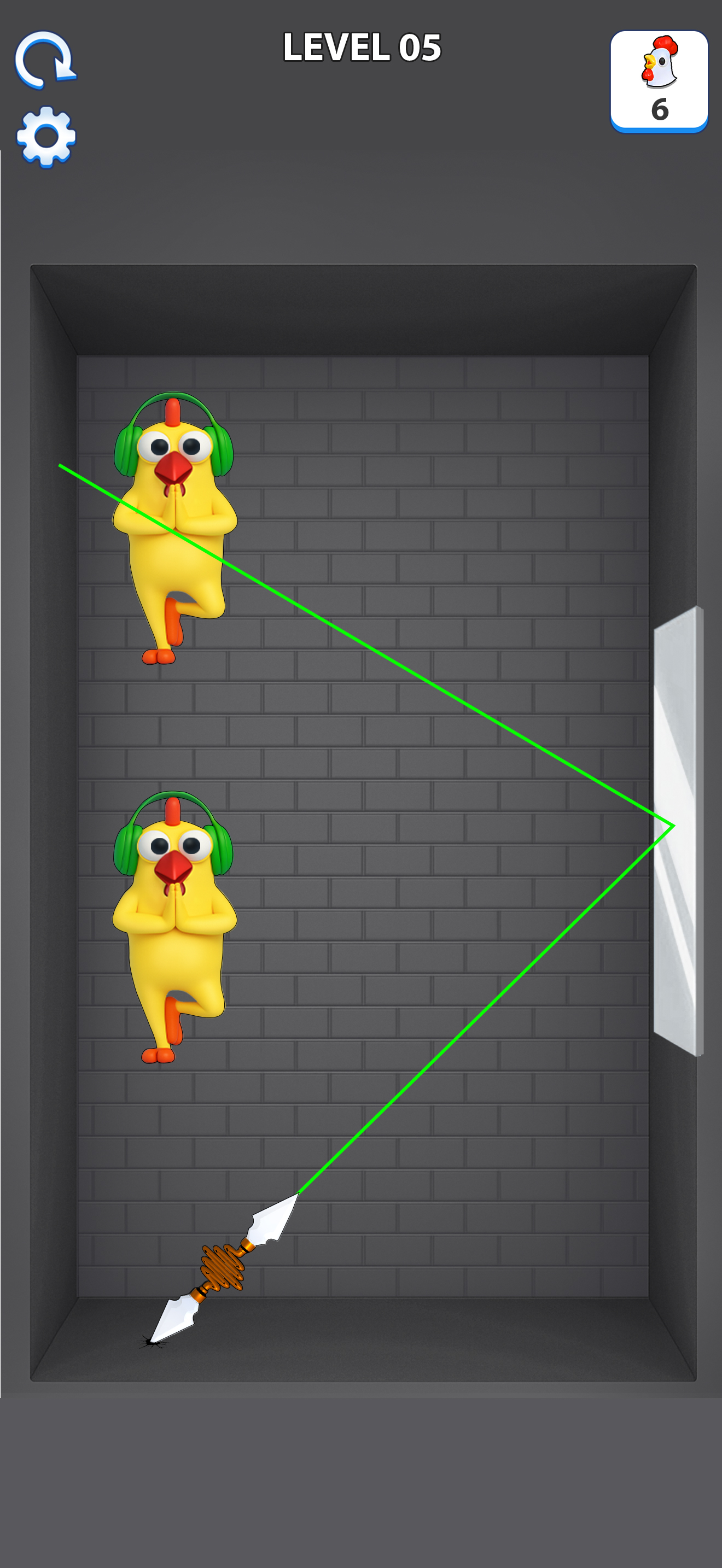 Spear Strike: Aim & Smash