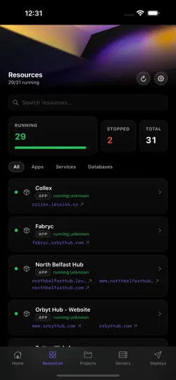 Screenshot von Gantry - Coolify Manager auf dem iPhone 3