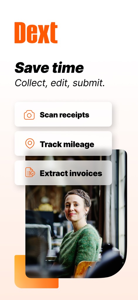 Dext: Expense Tracker App - 時間管理を効率化するための「Scan receipts」ボタンと、「Track mileage」ボタンが明確に示されており、主要な機能への素早いアクセスを提供します。
