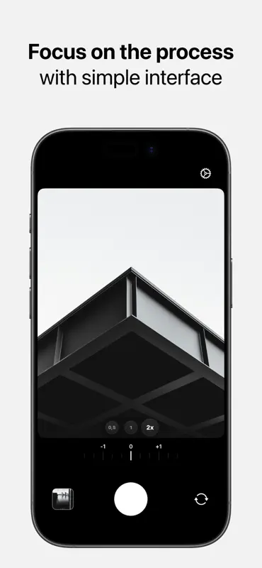 Lumencam | B&W Сamera screenshot 3 of 3