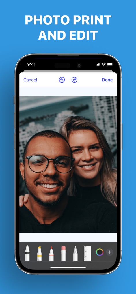 Printer App: Smart Print - Antes de imprimir, esta función permite a los usuarios perfeccionar sus imágenes con herramientas como filtros y desenfoque, así como ajustes de contraste y saturación para resultados óptimos.