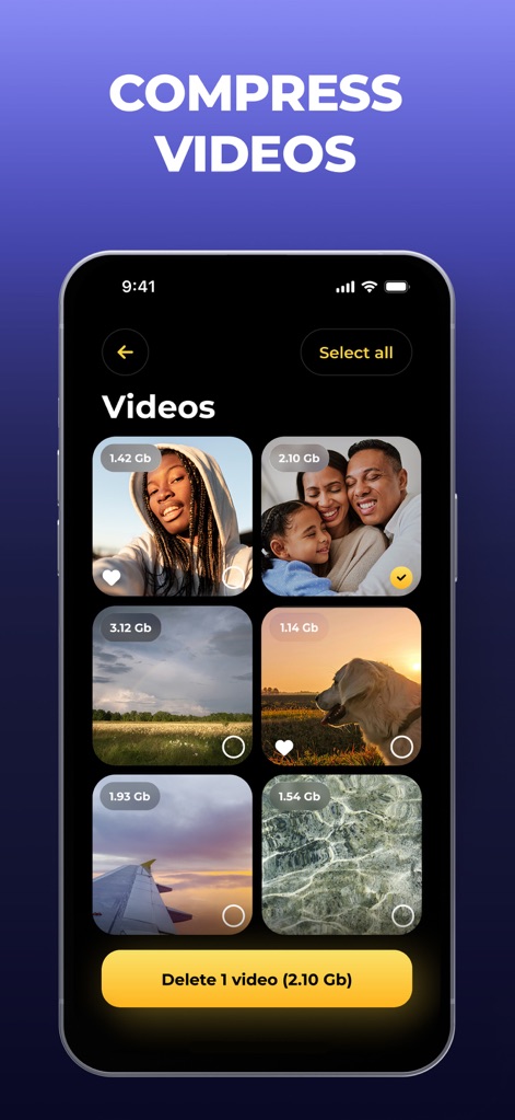 Hyper Cleaner: Clean Up Photos - Users can easily identify large video files, indicated by their "Gb" sizes displayed directly on the thumbnails, and select them for compression or deletion via the "Delete 1 video" button.