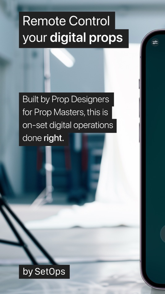 #1. Prop Player (iOS) Bởi: Koen Betsens