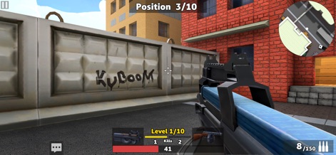 KUBOOM: Online shooting games - Observe the app's intense first-person combat perspective and the integrated HUD elements like the mini-map and current score.