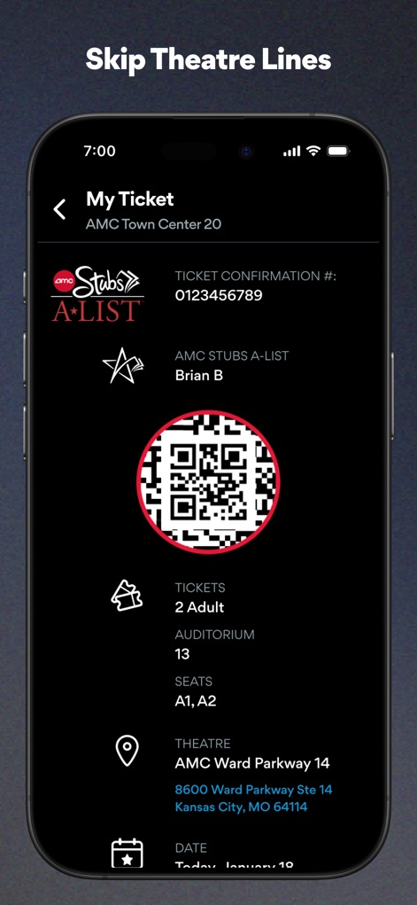AMC Theatres: Movies & More - La aplicación presenta un ticket digital con un código QR escaneable para un acceso rápido, mostrando detalles cruciales como el número de asientos y la dirección del cine.
