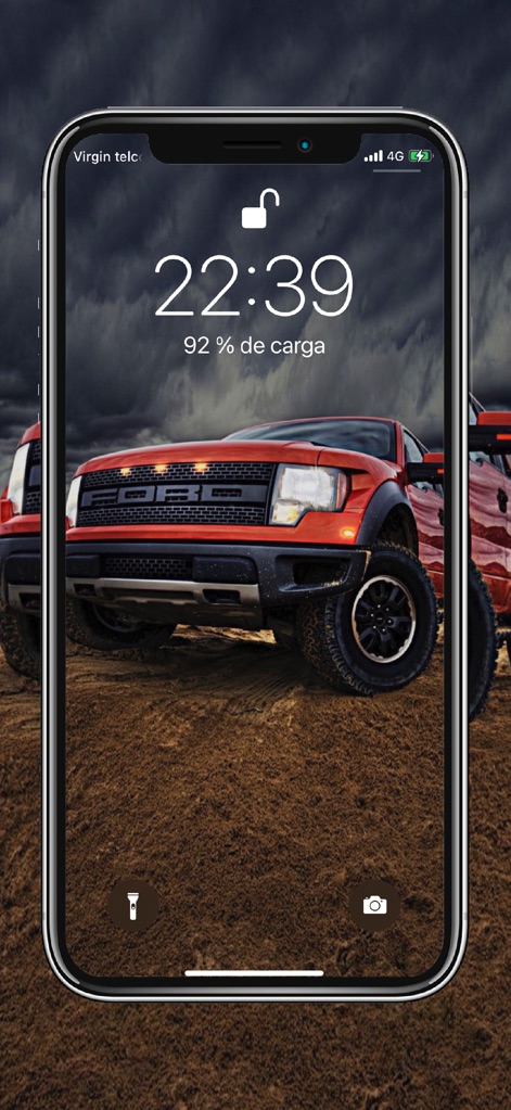 Car HD Wallpapers Collection - Découvrez la force brute avec le Ford Raptor mis en scène sur un terrain accidenté, sous un ciel orageux captivant.