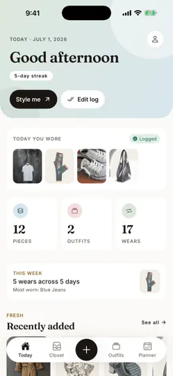 Скриншот Pleat: Digital Closet на iPhone 3