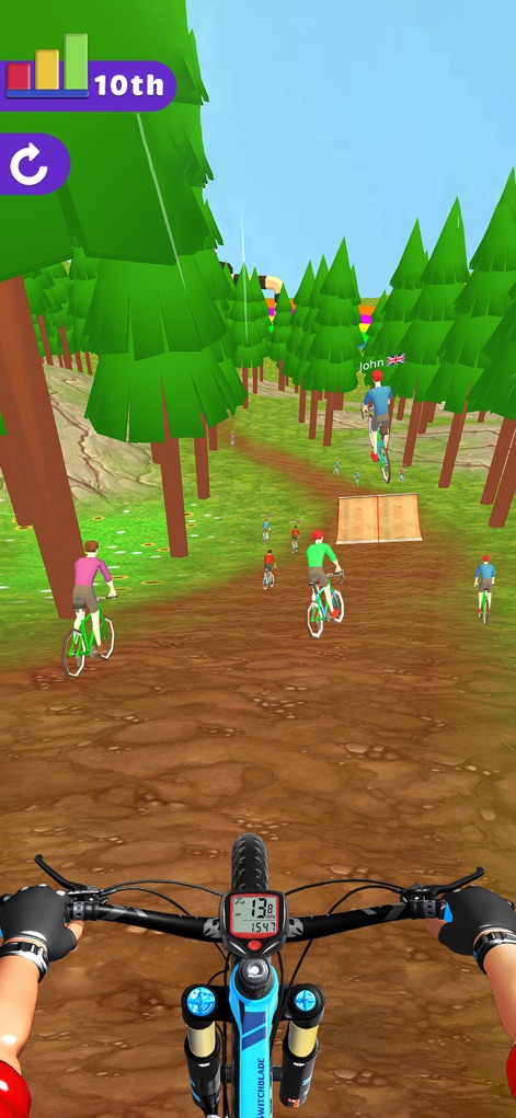 BMX Bike Rider - Bicycle Games - Experimente la acción de la carrera desde una perspectiva en primera persona mientras los ciclistas compiten en un vibrante entorno forestal, destacando la intensa competencia y los detallados árboles de pino.