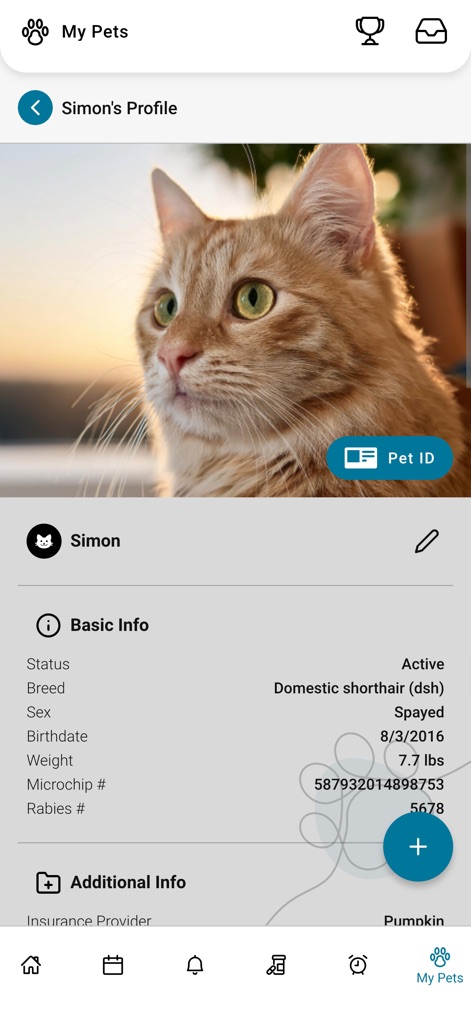 PetPage - 이 화면은 사용자의 반려동물에 대한 상세 정보를 제공하며, 품종과 생년월일을 포함한 필수적인 기본 정보가 명확히 표시됩니다. 또한, 반려동물 ID 카드를 통해 간편하게 정보를 공유할 수 있습니다.