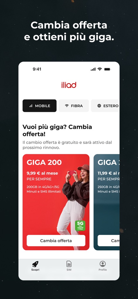 iliad - The app provides clear plan upgrade options, displayed as individual cards highlighting data allowances, and includes a direct 'Change offer' button for immediate action.