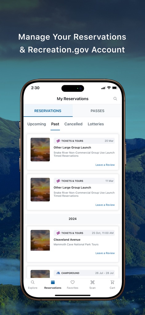 Recreation.gov - Esta sección permite a los usuarios gestionar sus reservas a través de pestañas organizadas por estado (Upcoming, Past) y acceder a detalles específicos de tours y campamentos anteriores.
