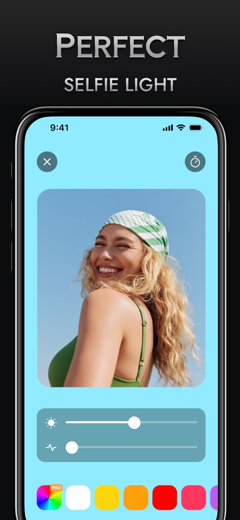 Flashlight◉ - Magnifying Glass - Für perfekte Selfies kann die Helligkeit und Intensität des Lichts (X) angepasst werden, unterstützt durch eine Auswahl verschiedener Farbtöne (Y).
