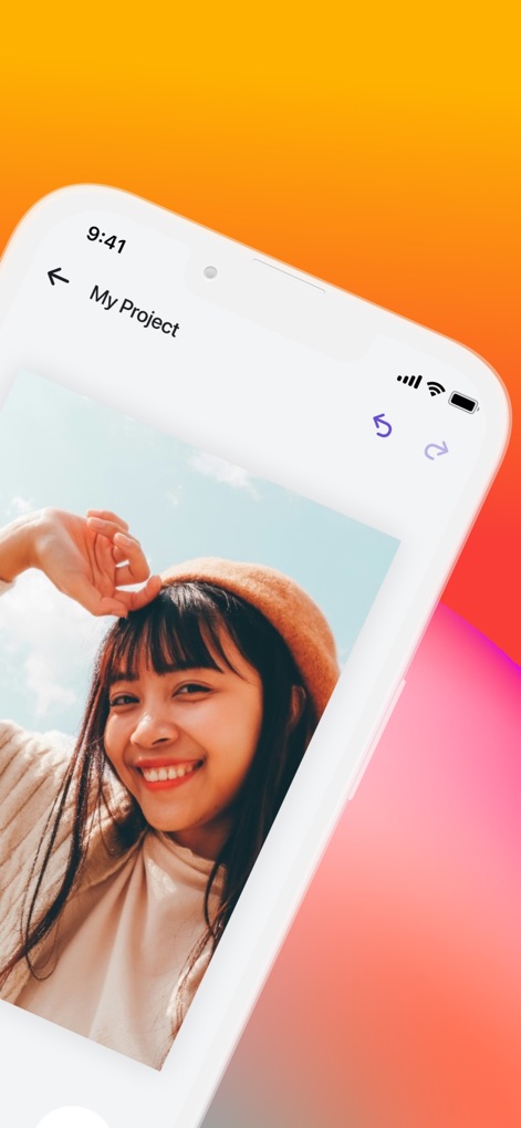 Repost Posts Videos: RepostMax - Gli utenti possono modificare i propri contenuti con facilità, come dimostrato dalla sezione "My Project" e dalle pratiche icone di annulla/ripeti nell'interfaccia.