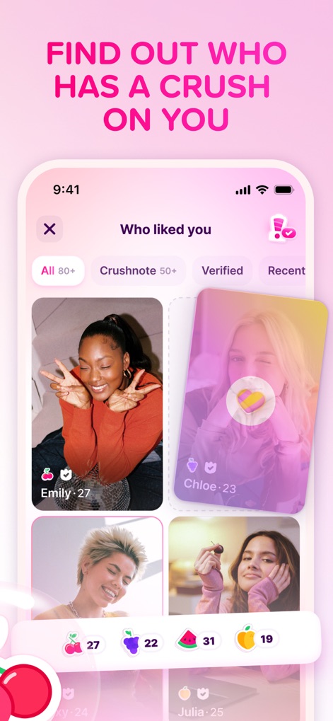 Fruitz: Match, Chat & Dating - La sección 'Who liked you' revela a los usuarios interesados en el perfil. Muestra una galería de posibles emparejamientos y un desglose numérico de 'gustos' por cada tipo de fruta.