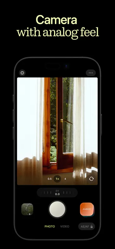 Lampa — Digital & Film Camera screenshot 1 of 10