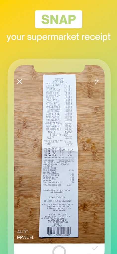 Shopmium Earn Grocery Cashback - Users can easily submit claims by 'snapping a picture of their receipt' with the camera interface, which includes options for 'AUTO' capture for optimal scanning.
