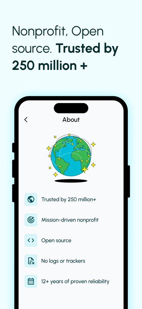 Lantern: Fast, Secure VPN - このアプリは、「2億5千万人以上に信頼されている」実績と、「オープンソースであること」を示すアイコンとともに、その透明性と信頼性を強調しています。