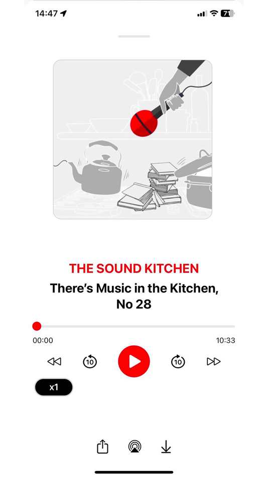 #4. RFI Pure radio (iOS) By: France Medias Monde