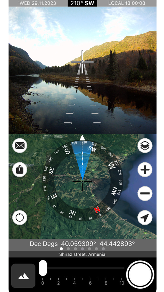 #1. Direction Compass Camera (iOS) 来自: Tigran Mkhitaryan