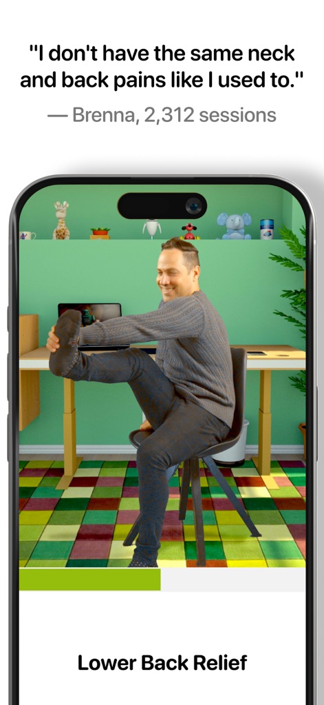 Wakeout! Desk Stretch & Energy - L'application propose des mouvements spécifiques comme le "Lower Back Relief" pour le bureau, permettant aux utilisateurs de soulager efficacement la tension dorsale et de prévenir les douleurs chroniques.