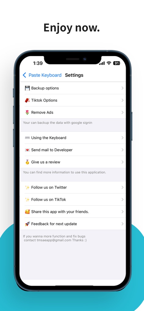 Paste Keyboard - 이 앱의 설정 메뉴는 사용자가 데이터 백업 옵션을 관리하고, 개발자에게 직접 피드백을 보내어 더욱 개선된 환경을 만들 수 있도록 지원합니다.