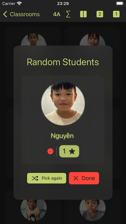 #1. Student Scores (iOS) 由: Quyen Dang