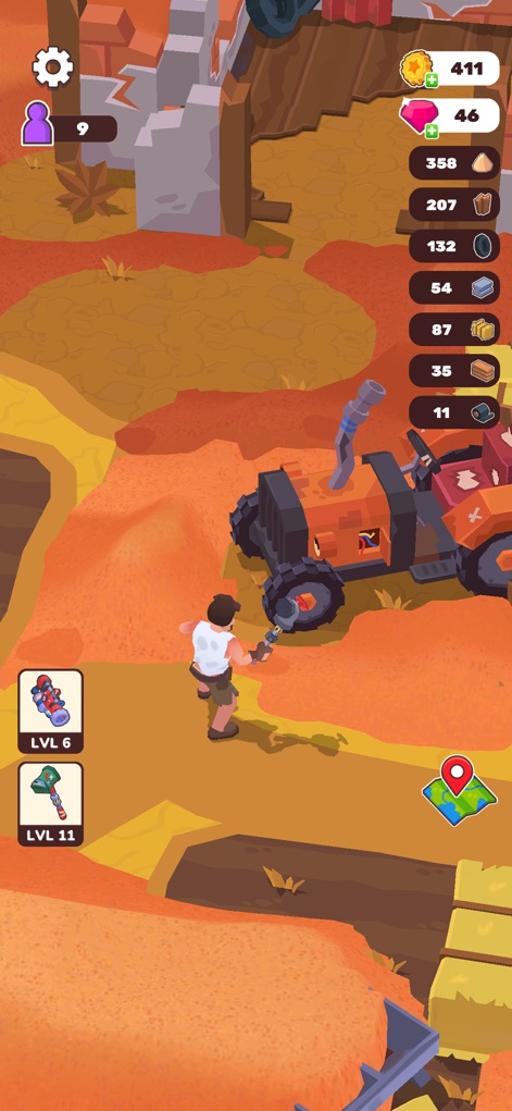 Wasteland Life: Survival Idle - Esta captura presenta a un personaje junto a un tractor naranja averiado en un paisaje desértico de tonalidades anaranjadas, simbolizando la recolección de chatarra.