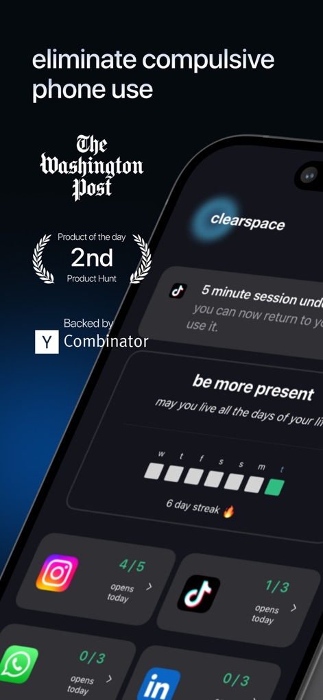 ClearSpace: Reduce Screen Time - O aplicativo exibe estatísticas de uso diário de apps, como o Instagram com '4/5 opens today', e reconhecimentos da mídia, incluindo o selo 'Product of the day' do Product Hunt.