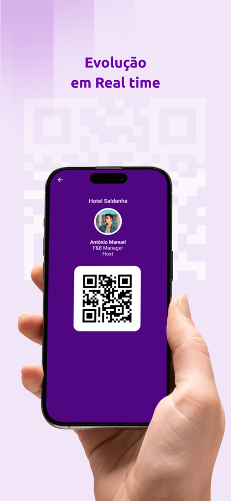 merytu - ユーザーは、ホテル名と担当者の情報が表示されたQRコードを提示することで、迅速かつ効率的なギグのチェックインを完了できます。