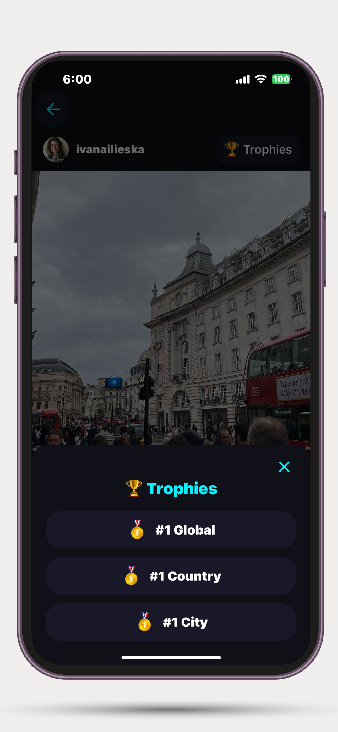 Star – Social Media