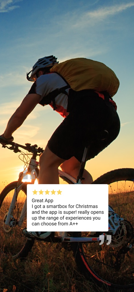 Smartbox® - The app highlights positive customer testimonials, displaying a 5-star rating and enclosing the user's enthusiastic review within quote marks.